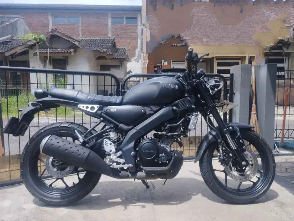 Dijual Yamaha XSR 155 th 2021 sangat bagus