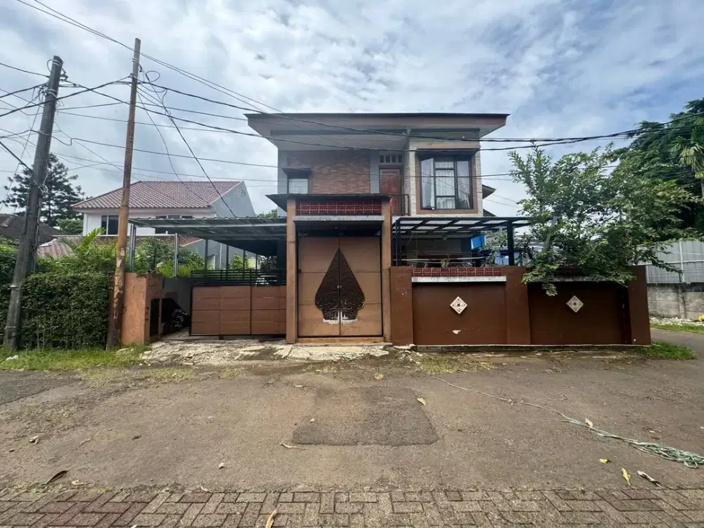 Lebak bulus cirendeu poncol luas 150 rumah hoek dekat ke mrt