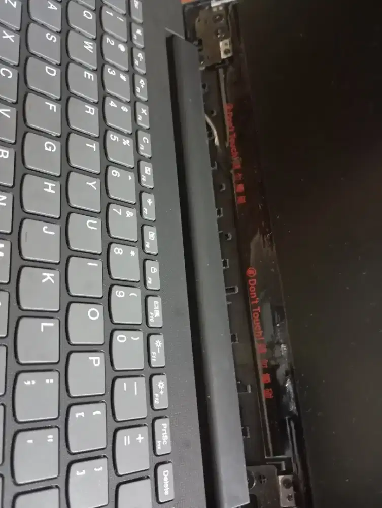 Servis laptop type lenovo