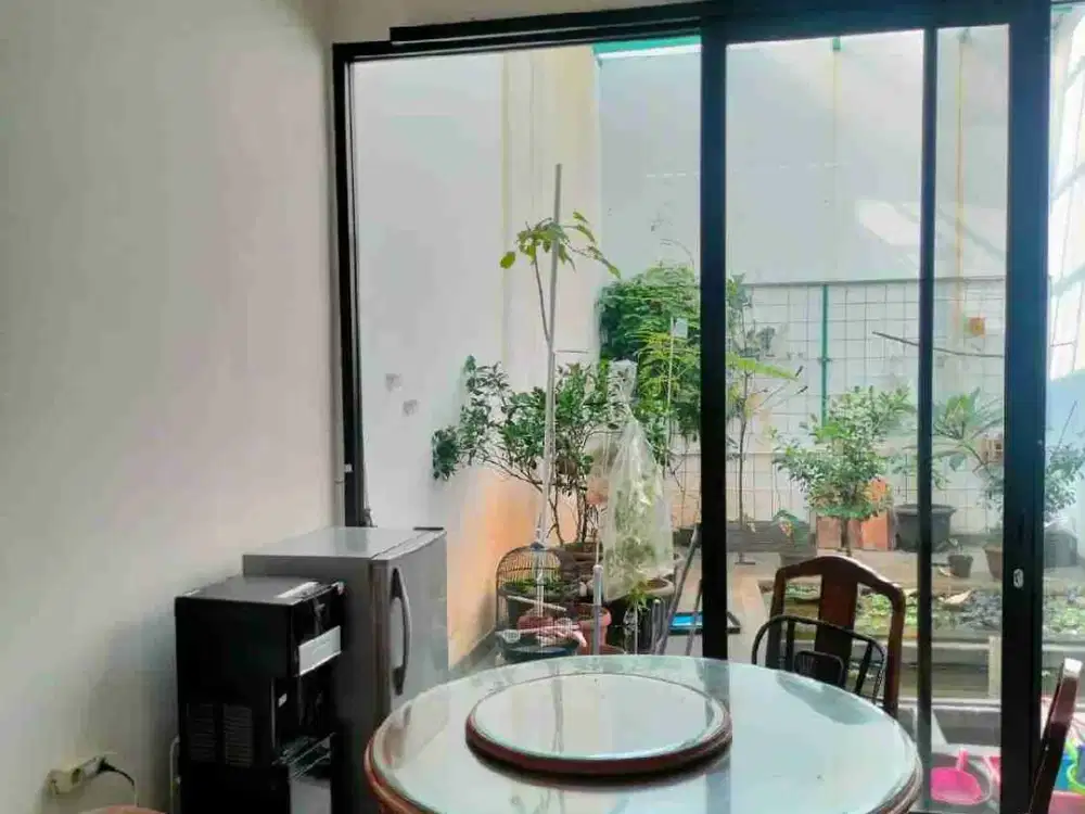 jual rumah cantik taman kopo indah V Sherwood