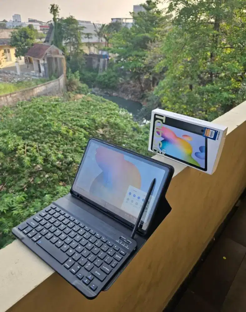 Samsung Tab S6 Lite  8/128 GB Bisa Kartu