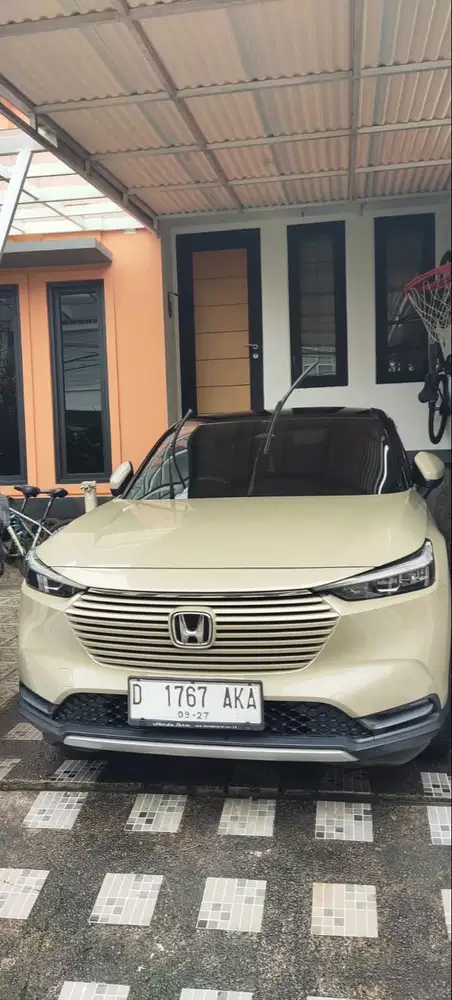 Honda HRV Sand Khaki Pearl 2022
