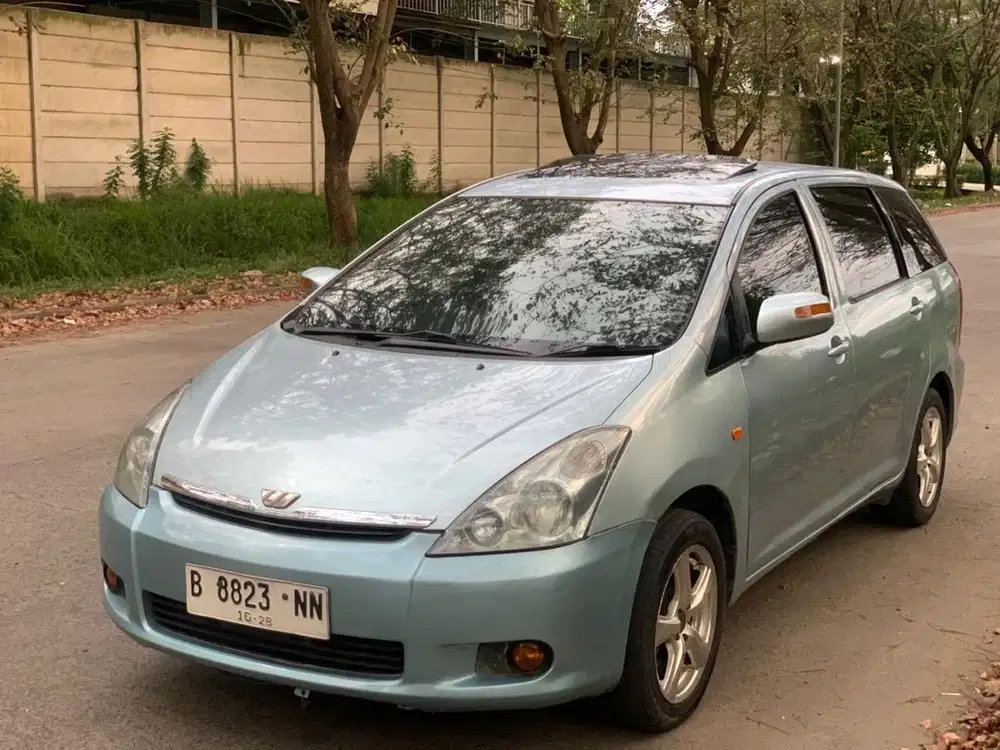 Toyota wish build up 2003 sunrof