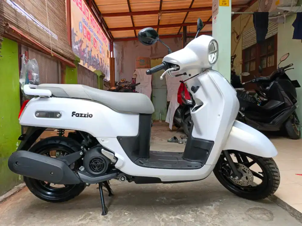 GRATIS BBN YAMAHA FAZZIO LUX 2025 KM 2RB BLN 6 TT 2024 DI CILEDUG ORI