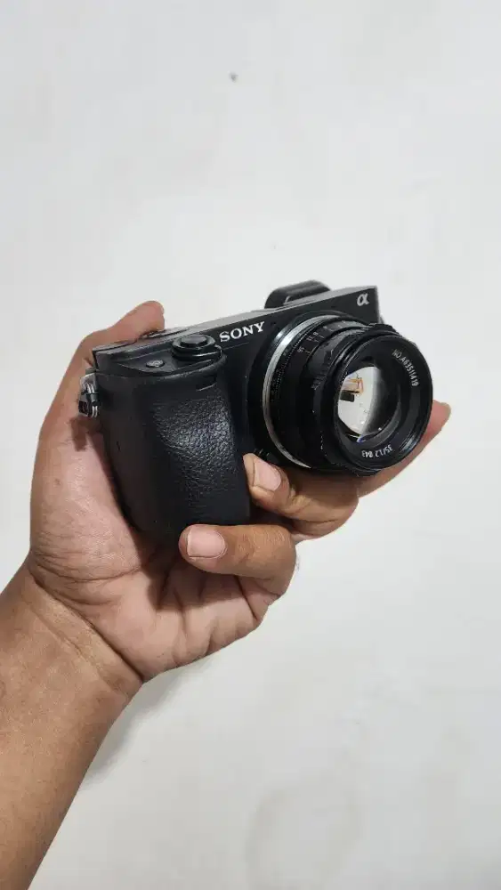 SONY A6400 MULUS BODY ONLY *( SAMA LENSA NEGO )