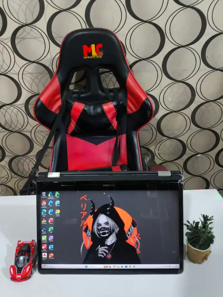 ASUS ZENBOOK UX370UAR Metalic Black didesain dengan bodi SUPER TIPIS