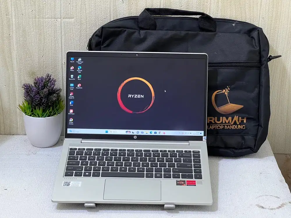 HP ProBook 445 G8 Ryzen 5-5600U RAM 8 SSD 256 14 Inch Mulus No Minus