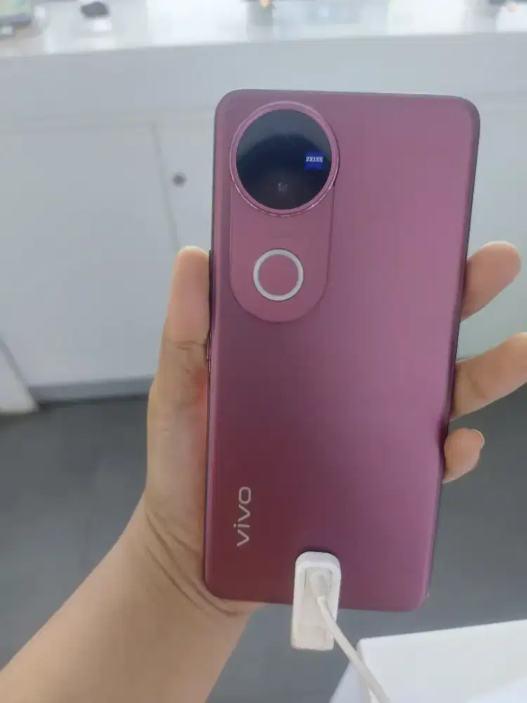 VIVO V60 5G 8GB + 8GB | 255GB