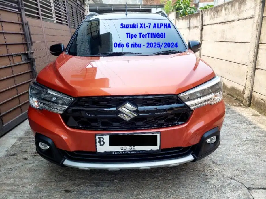 Suzuki XL7 Alpha 2025 / 2024 odo 6 Ribu Tipe TerTinggi Two Tone Orange