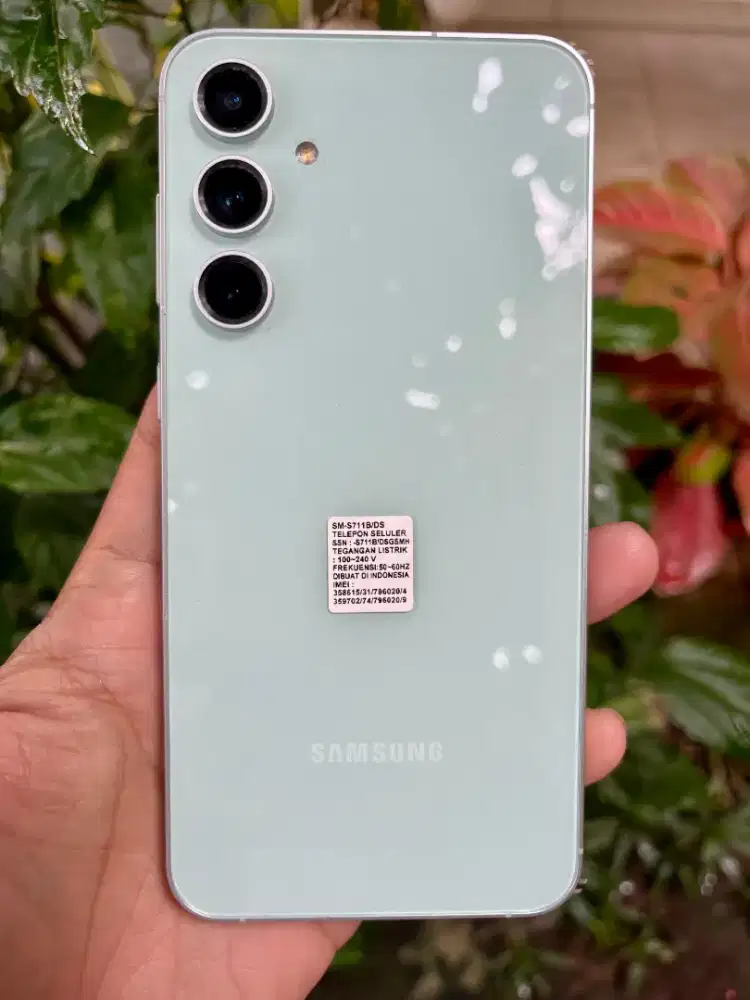 Samsung S23 FE 8/256 (SEIN)