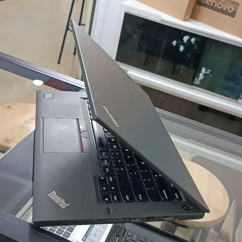 LENOVO T 460 CORE I7 RAM 8GB SSD 256 | VGA