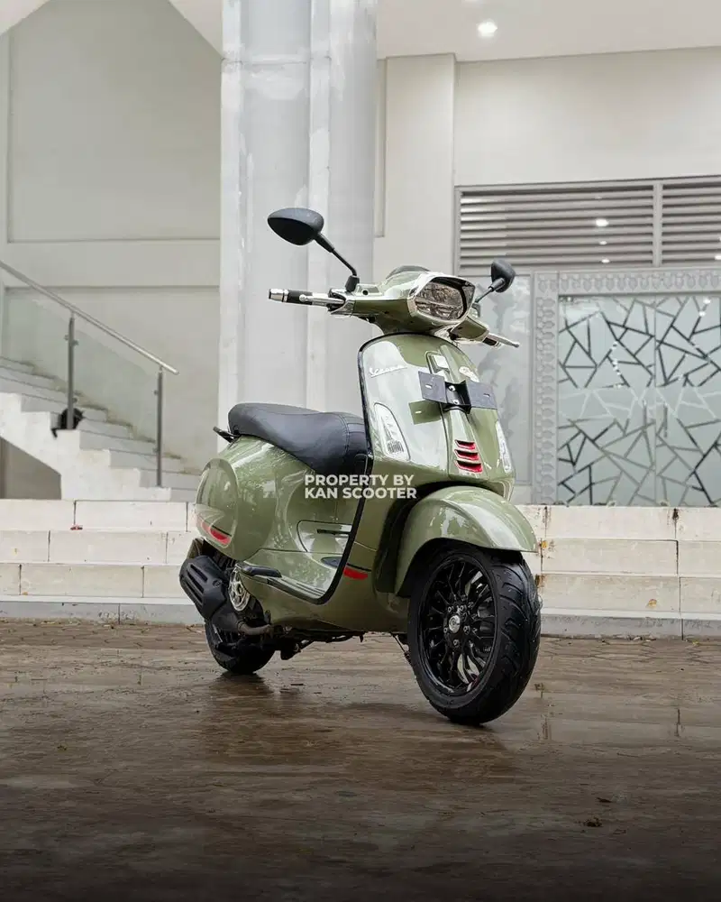 JUAL MURAH VESPA SPRINT 150 iGET ABS FACELIFT 2024 MULUS