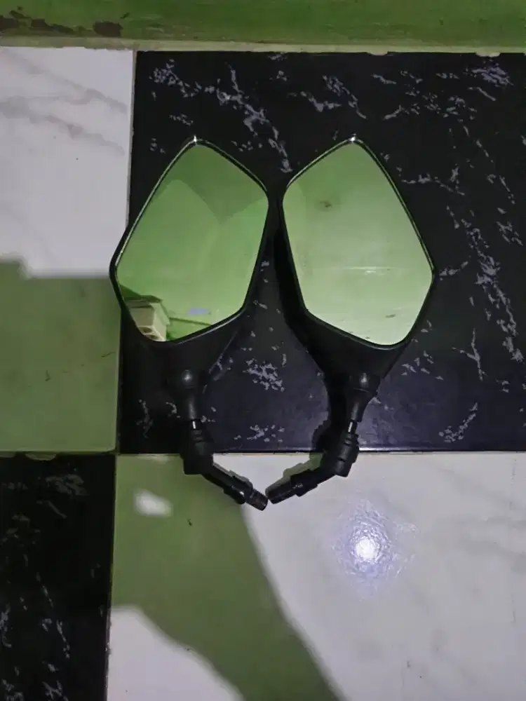 Spion Vario Gen 2 tangkai pendek.