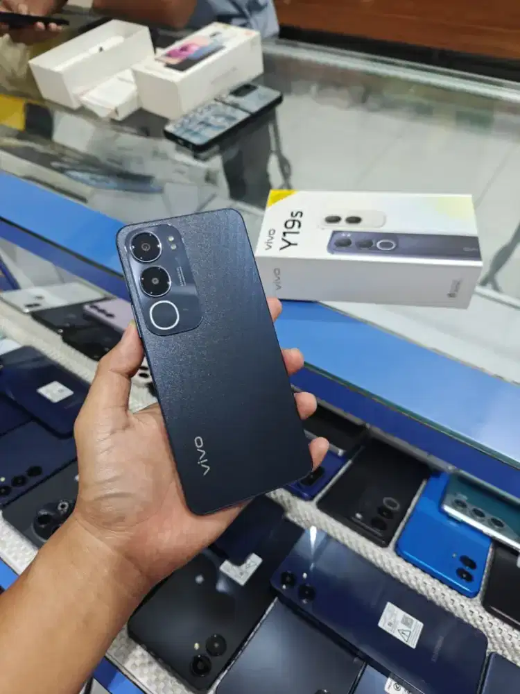 Vivo Y19s 4/64 gb