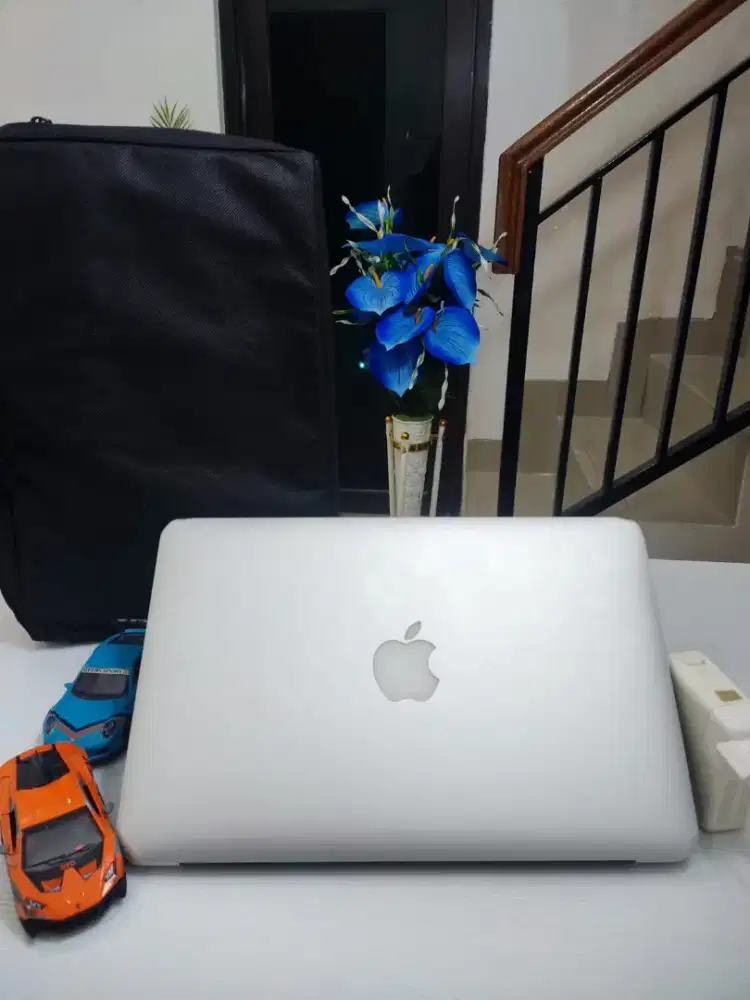 MACBOOK AIR A1370 Designed California Special Edition