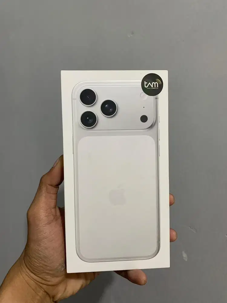 Iphone 17 ProMax 512Gb Silver iBox new