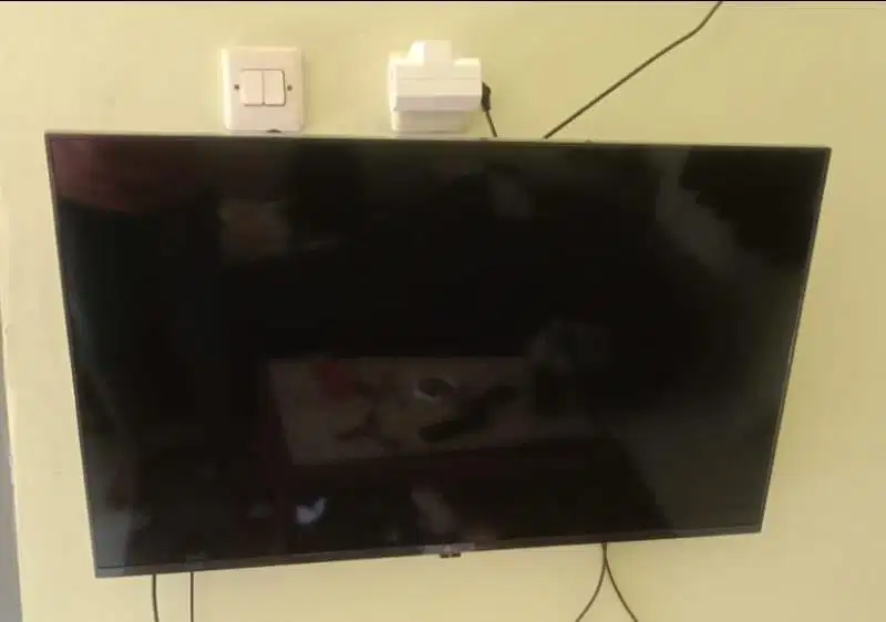TV LG SMART TV 32 inch