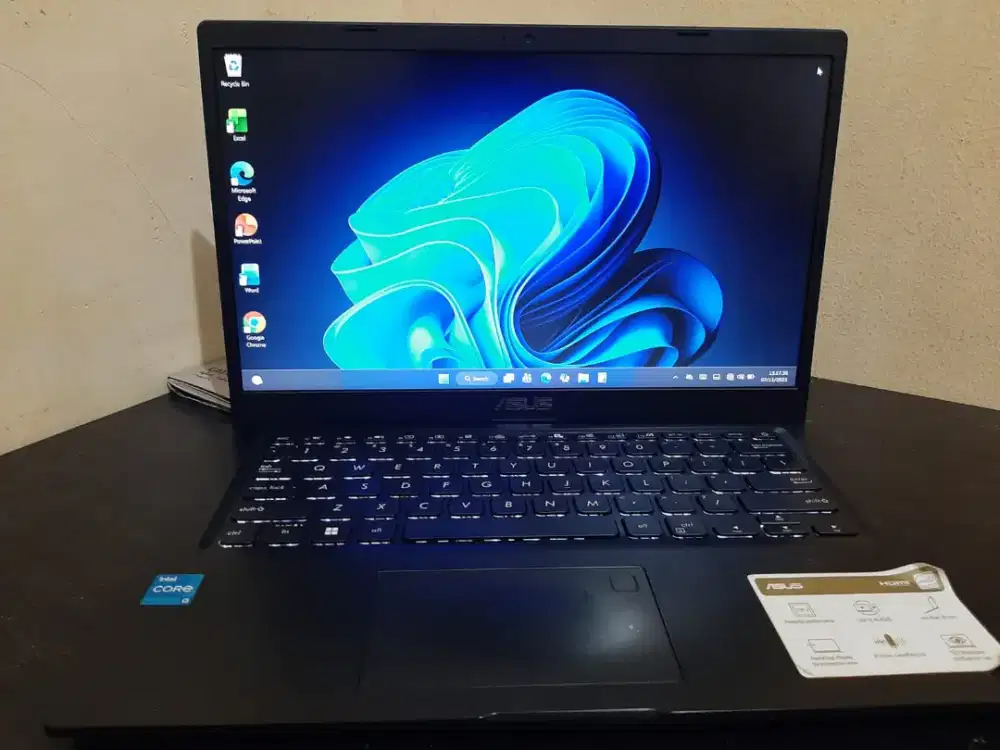Laptop Asus vivobook Core i3 gen 11