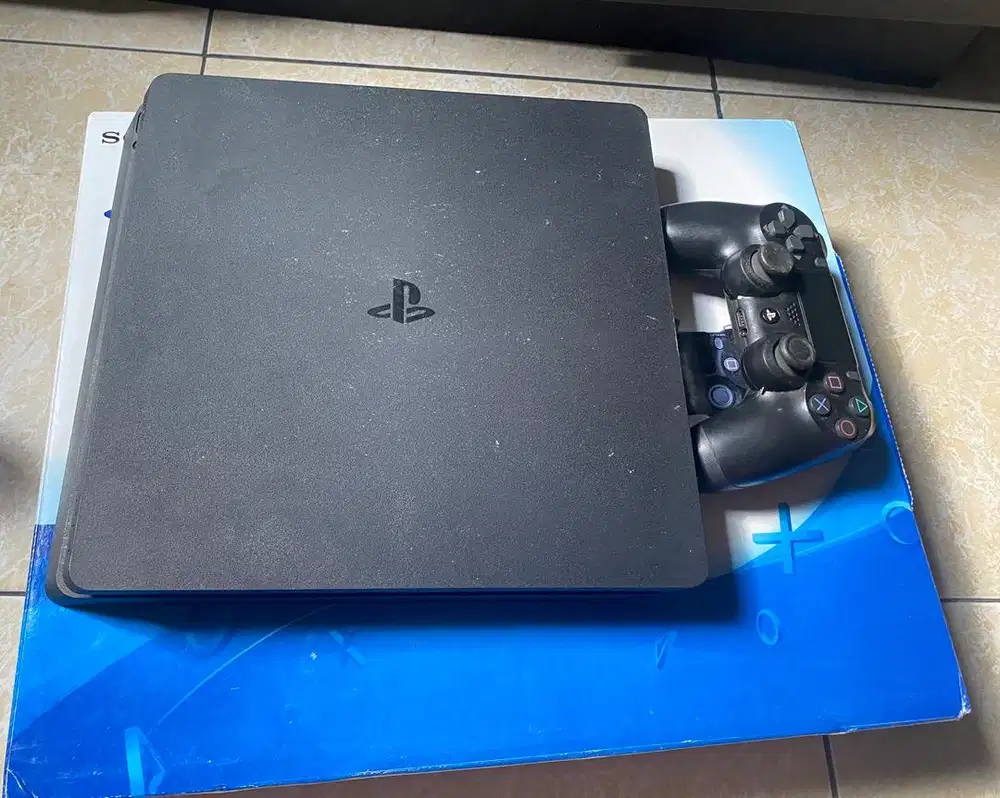 Jual PS4 Slim 1 Tb Original