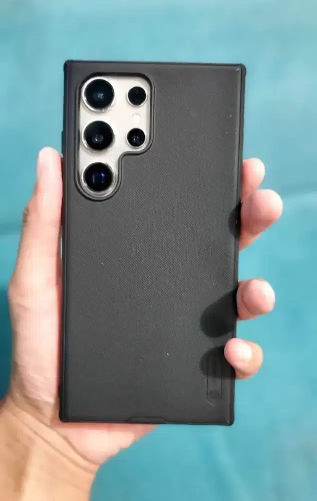 S24 ultra mulus like new