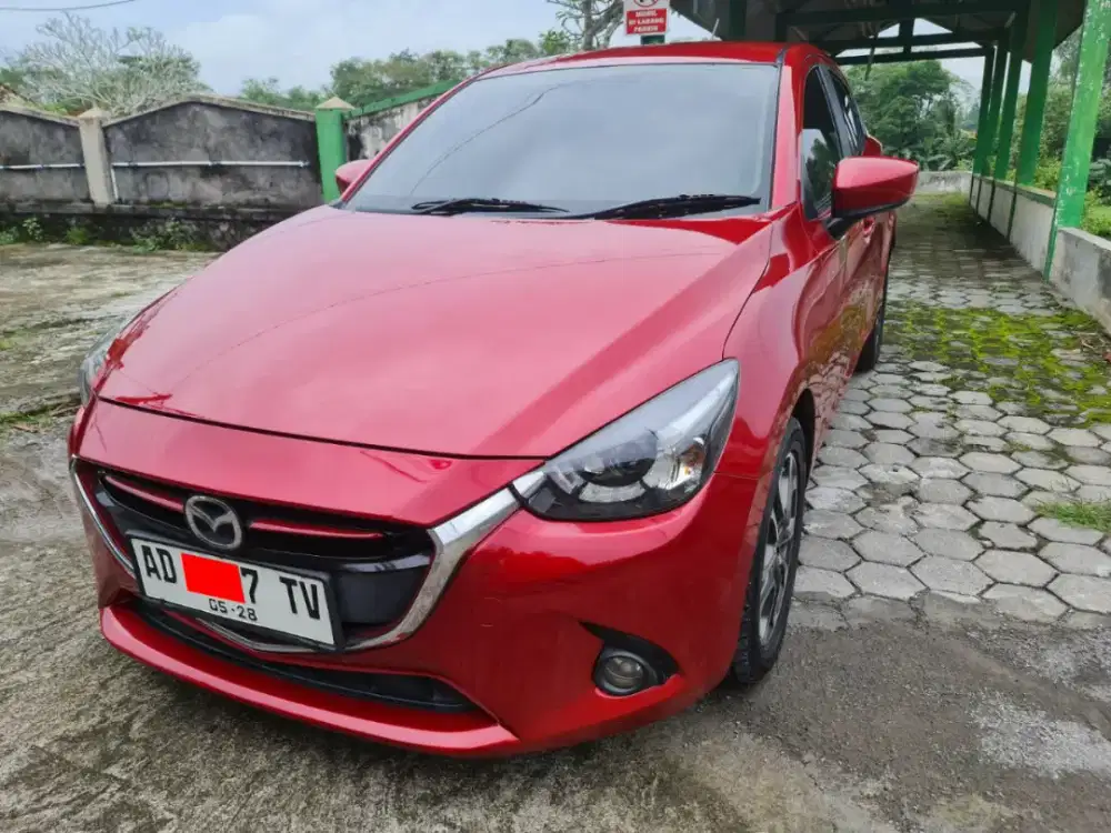 Mazda 2 R SKYACTIV 2015