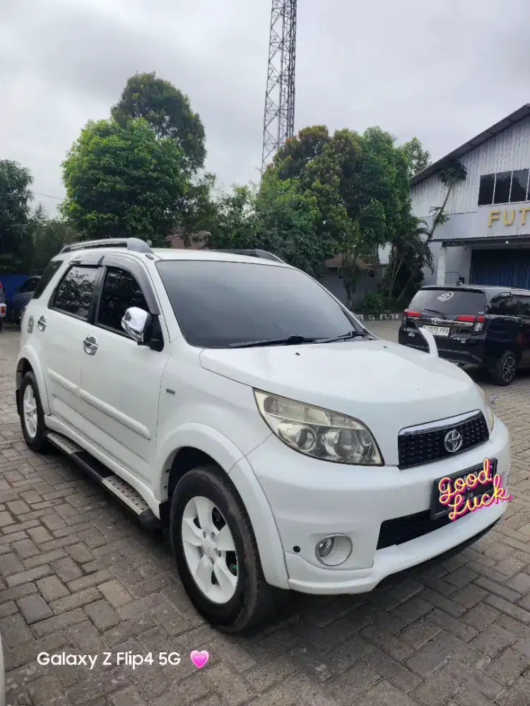 Toyota rush matic tipe G