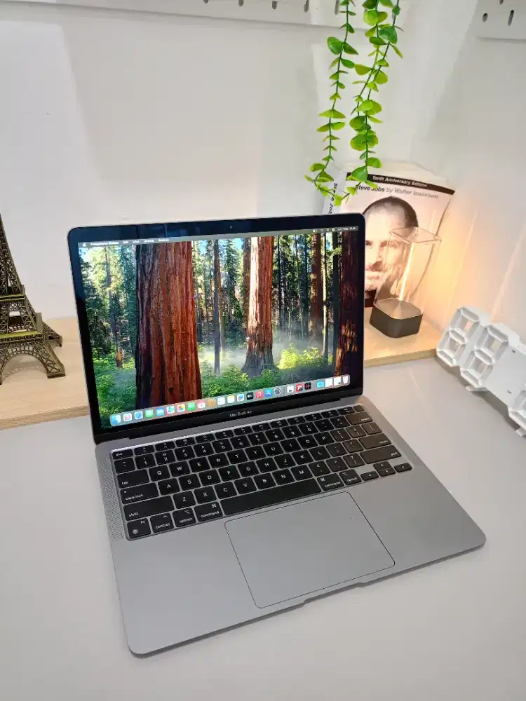 MACBOOK AIR 2020 CHIP M1 13 INCH 16/256 MULUS