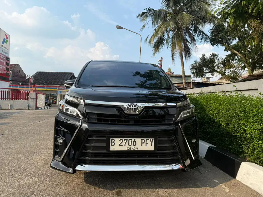 Toyota Voxy 2019 Bensin