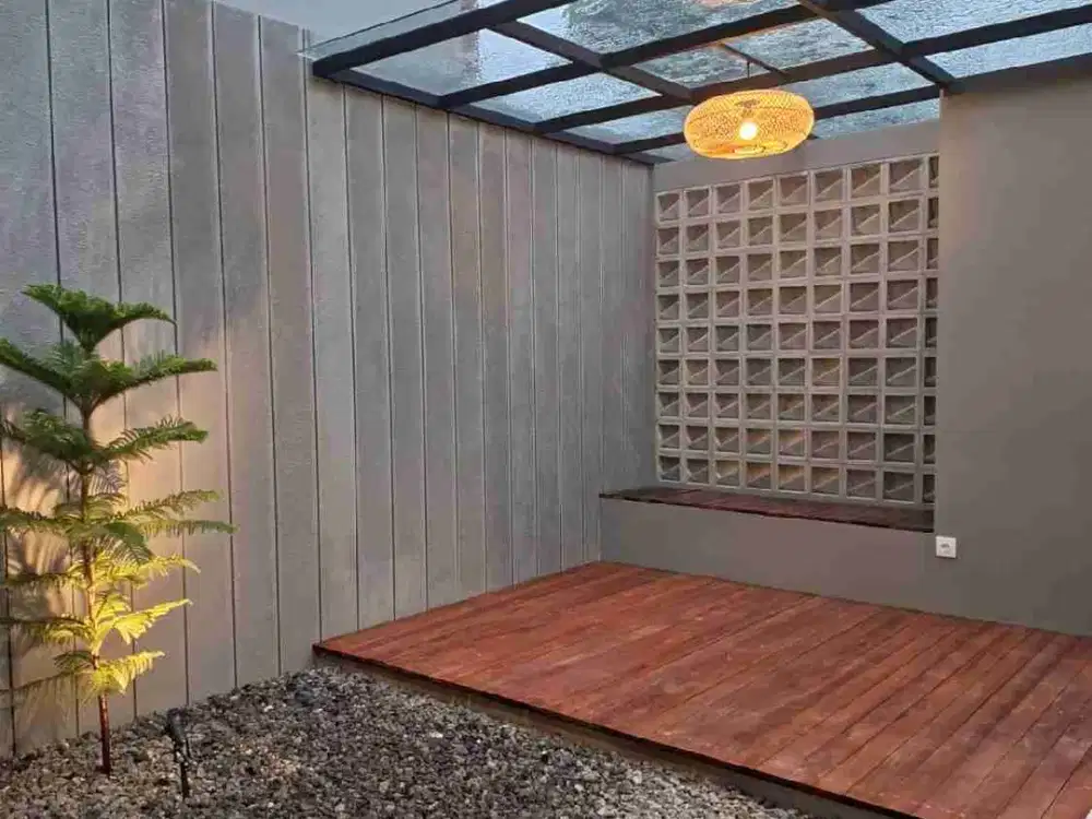 Rumah 3 Lantai Luas 400m 4+1 Kamar Furnish The Green BSD Dekat Pintu Tol