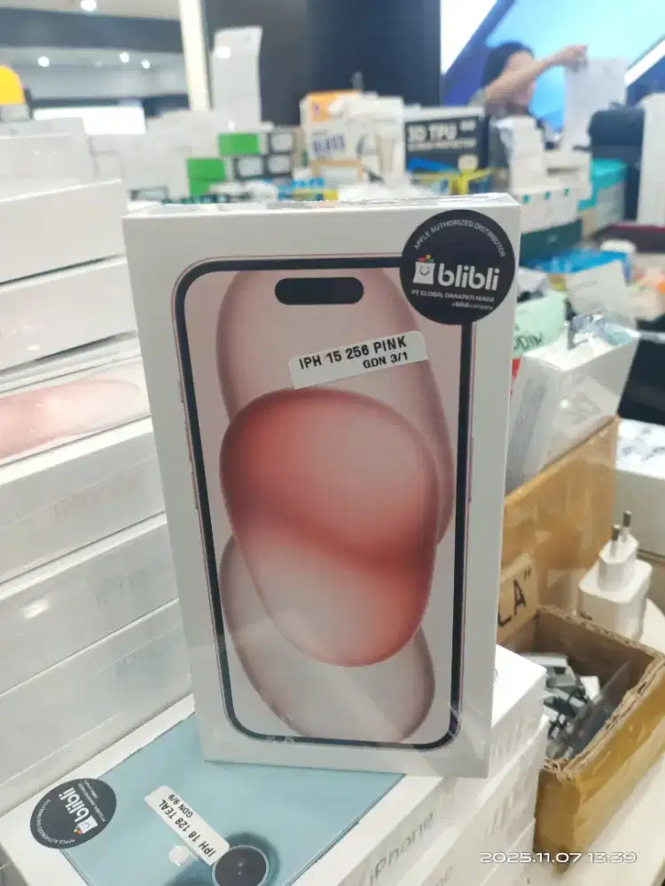 I PHONE 15 256 GB, KREDIT TANPA DP, PROMO BUNGA 0%.