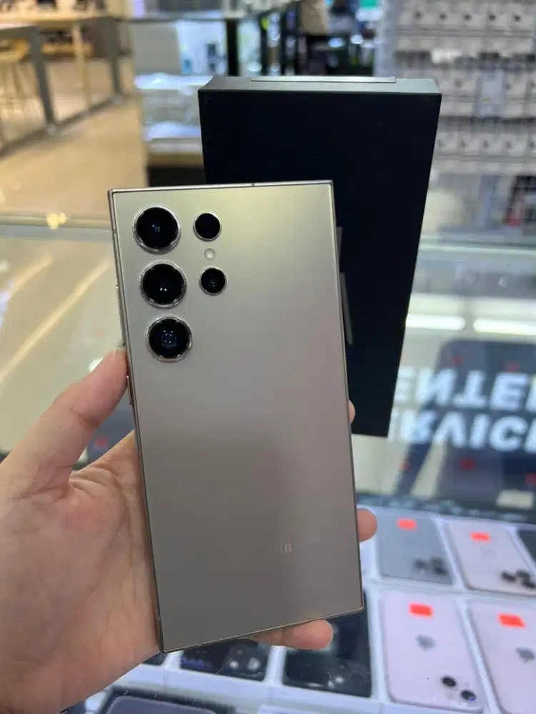 SECOND SAMSUNG S24 ULTRA 12/256GB EX IBOX MULUS PRMAKAIAN