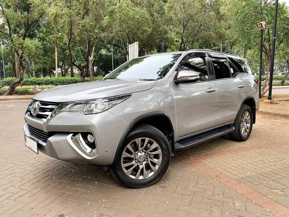 JUAL FORTUNER 2016 (M/T) NEGO