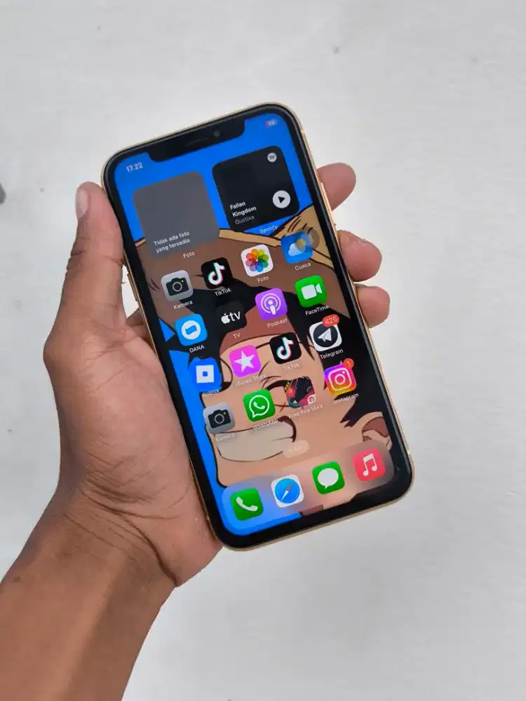 Iphone xr mulus siap pakai