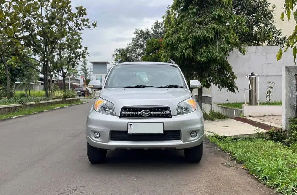 Daihatsu Terior TS Extra MT 1.5 2015/2014 Manual tx at adventure