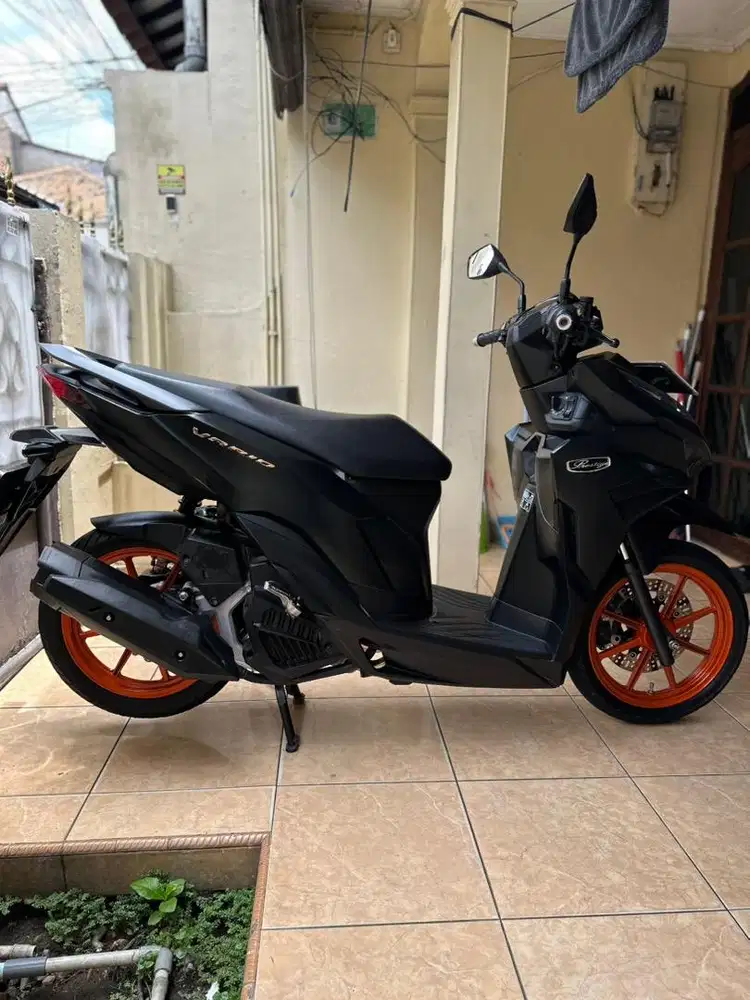 Vario 125 CBS ISS 2025 Keyless Hitam