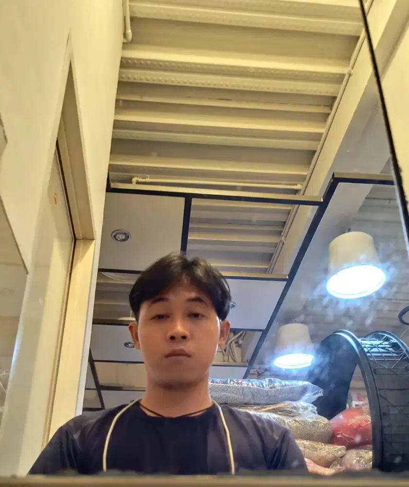 Cari freelance buat ngisi klo lagi hari libur