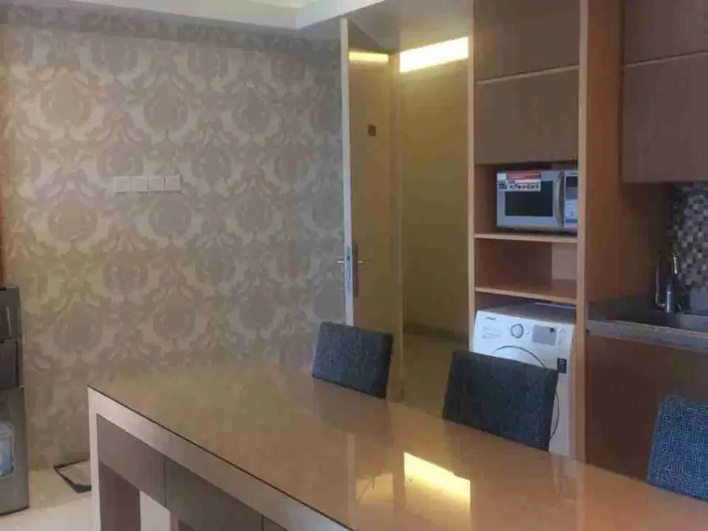 Sewa incld sc ipl / jual unit bagus siap pakai apartemen la riz konekting pakuwon mall