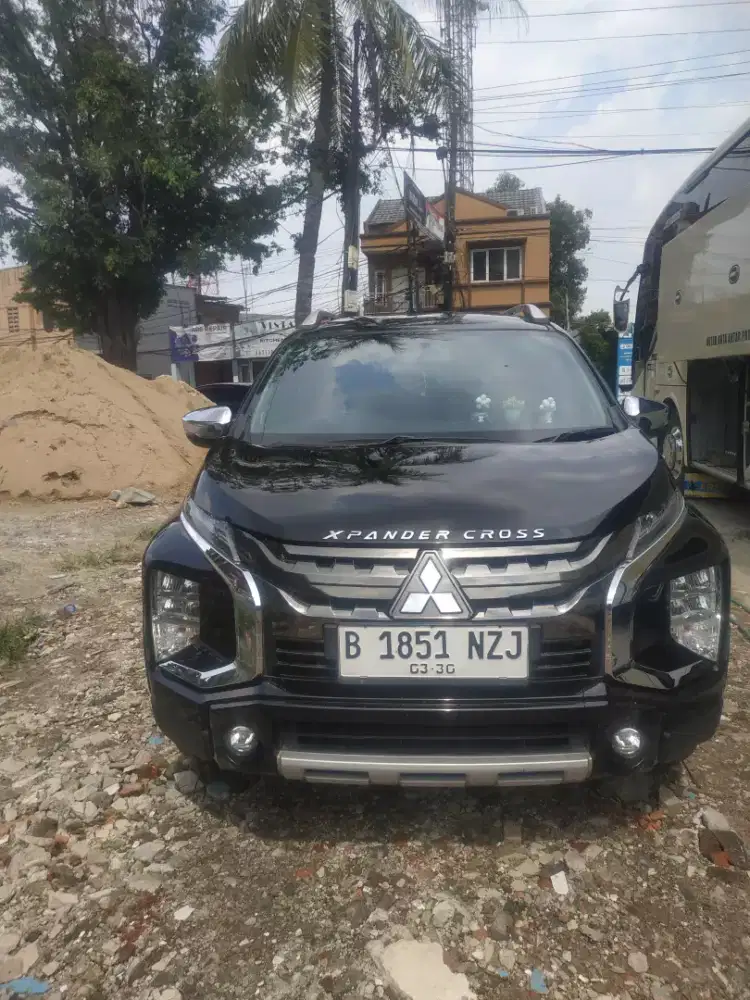 Di jual Mitsubishi Xpander cross menual thn2020