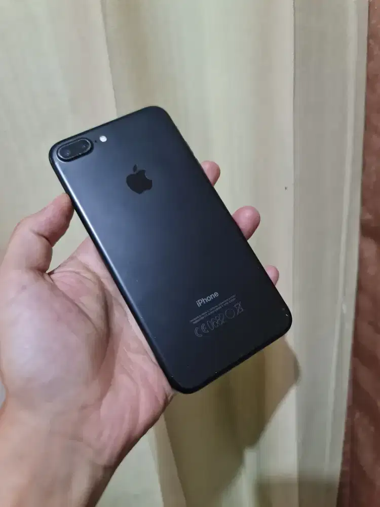 Iphone 7 plus 128gb ibox mulussss resmi Indonesia bh 99%