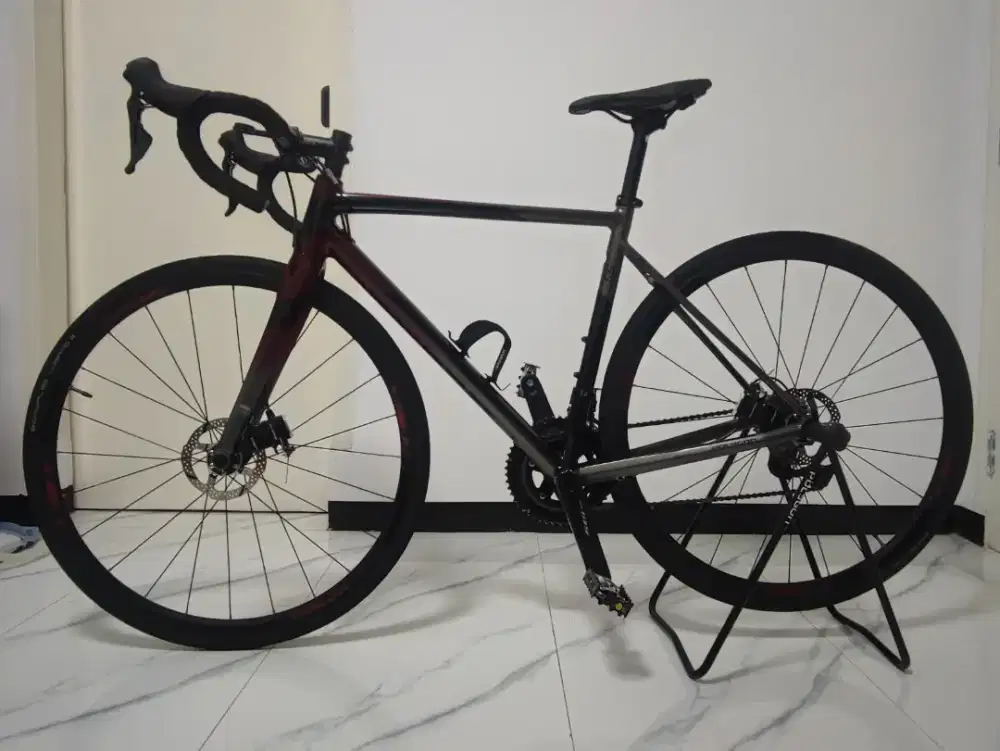 Polygon Stratos S5d jarang pakai