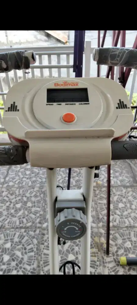 Sepeda Statis Bodymax