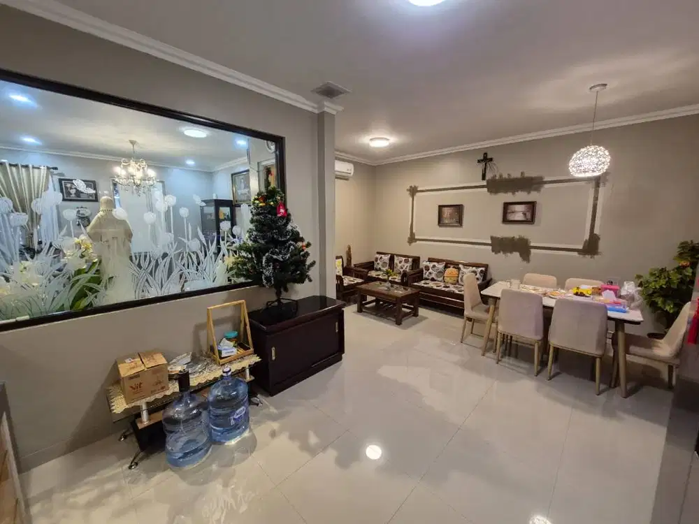 Dijual Rumah 3 Lantai Renovasi Total di Residence One BSD