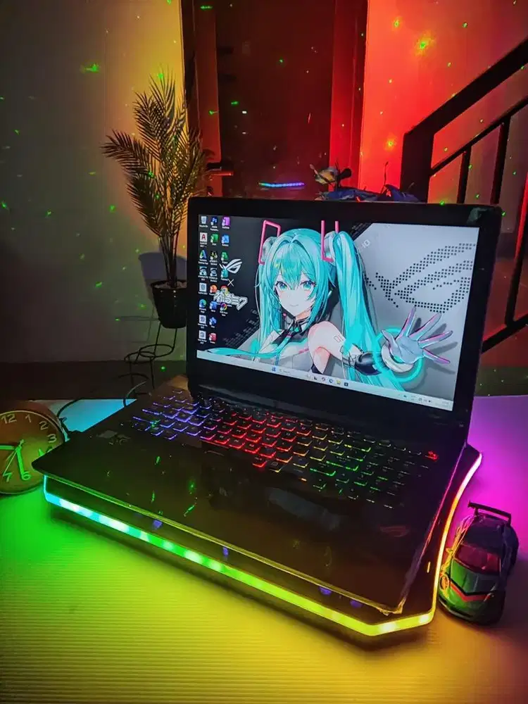 Laptop Gaming Desain FREE PES