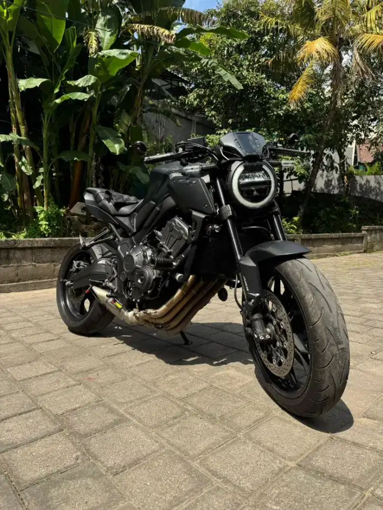 HONDA CB650R Neo - Black Edition 2024