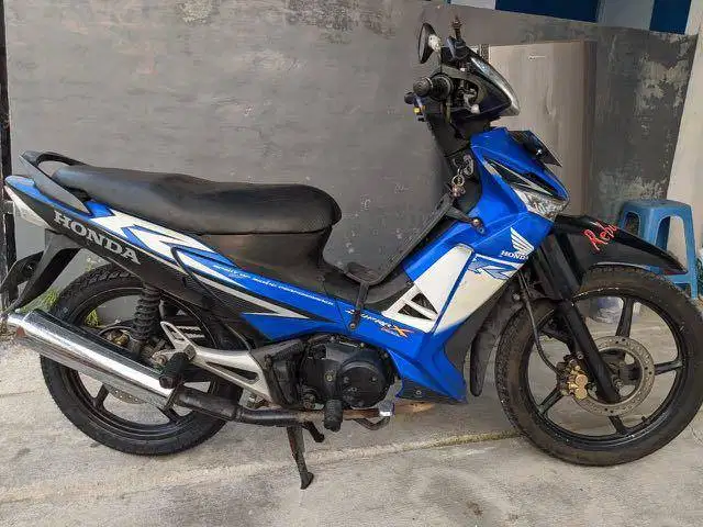 NYARI SUPRA X 125 atau REVO