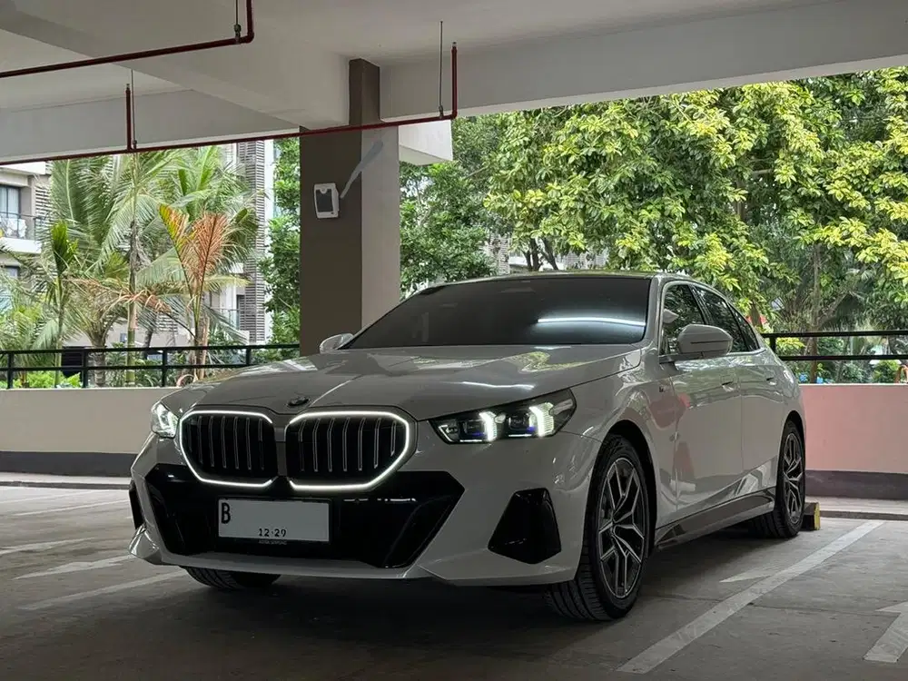 BMW 520i G60 White on Brown Interior Full PPF