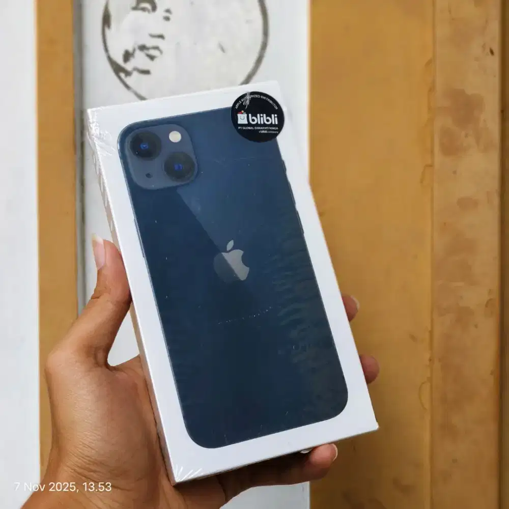 iPhone 13 128 baru garansi 1 tahun