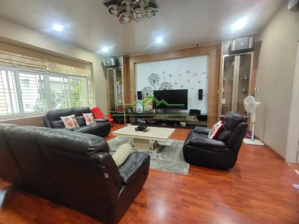 KOMPLEK CEMARA KUTA JL. NUSA DUA