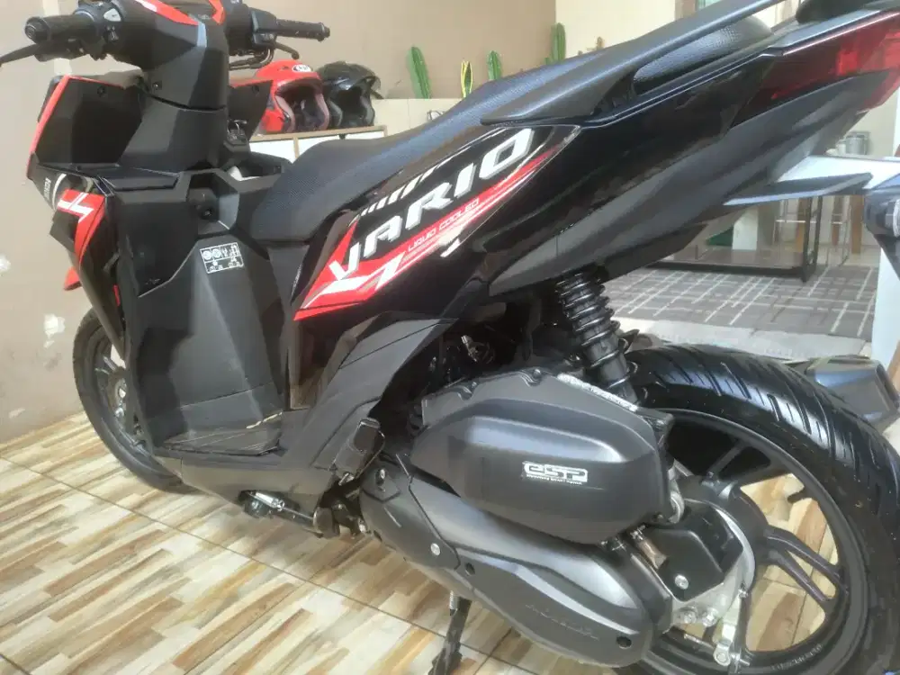 Vario 125 th 2025 merah mulus