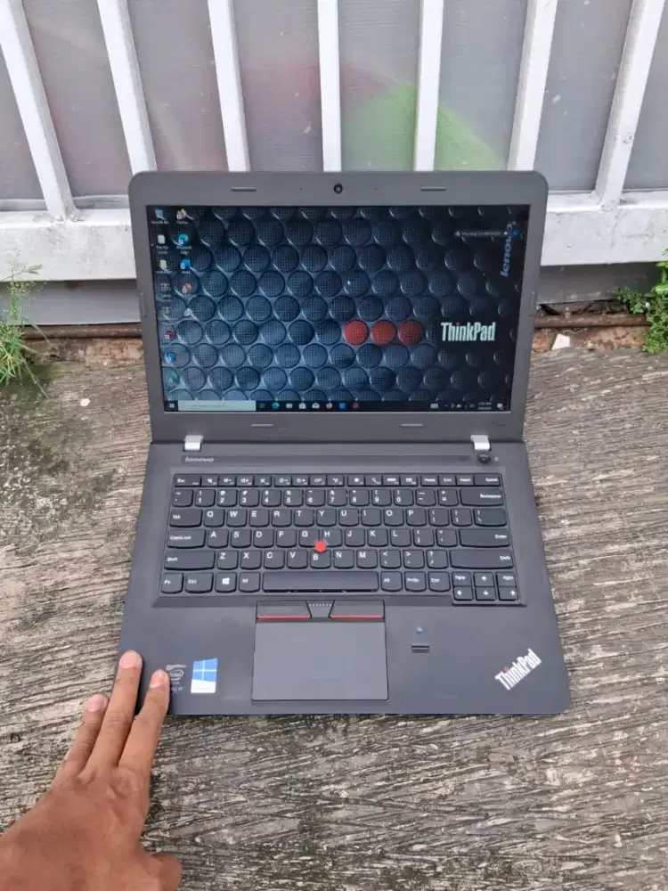 Lenovo Thinkpad E460 Intel Core i5 Skylike Gen 6 Siap Pakai